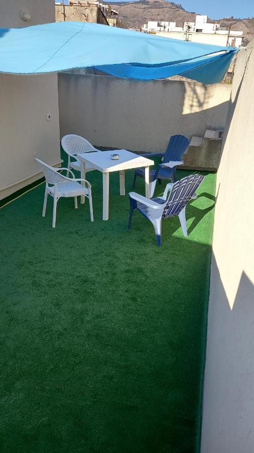 Oltre: Monolocale Con Terrazzo Privato Al Piano Apartment ตราปานี ภายนอก รูปภาพ